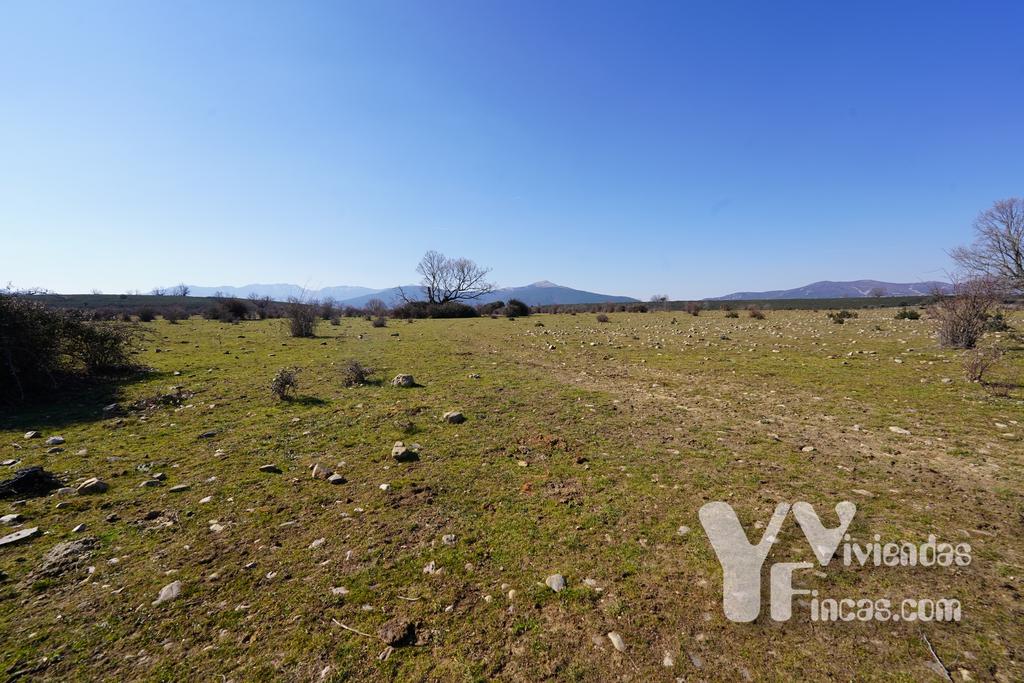 Ref.- 23005 Terreno rústico en venta, Campillo de Ranas