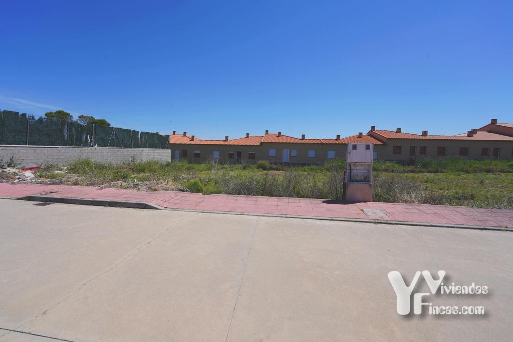 Ref.- 26011 Terreno en venta, Erustes
