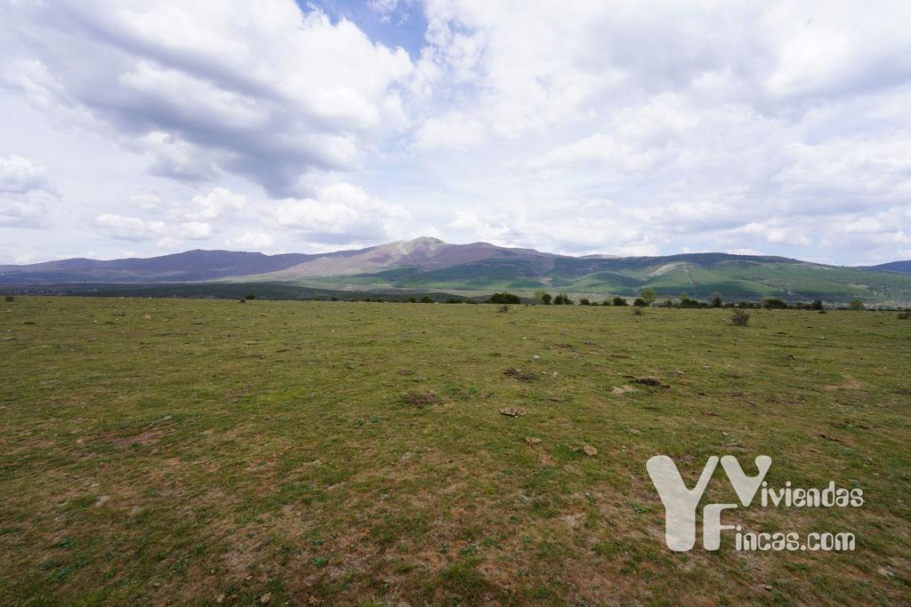 Ref.- 23028 Terreno rústico en venta, Campillo de Ranas