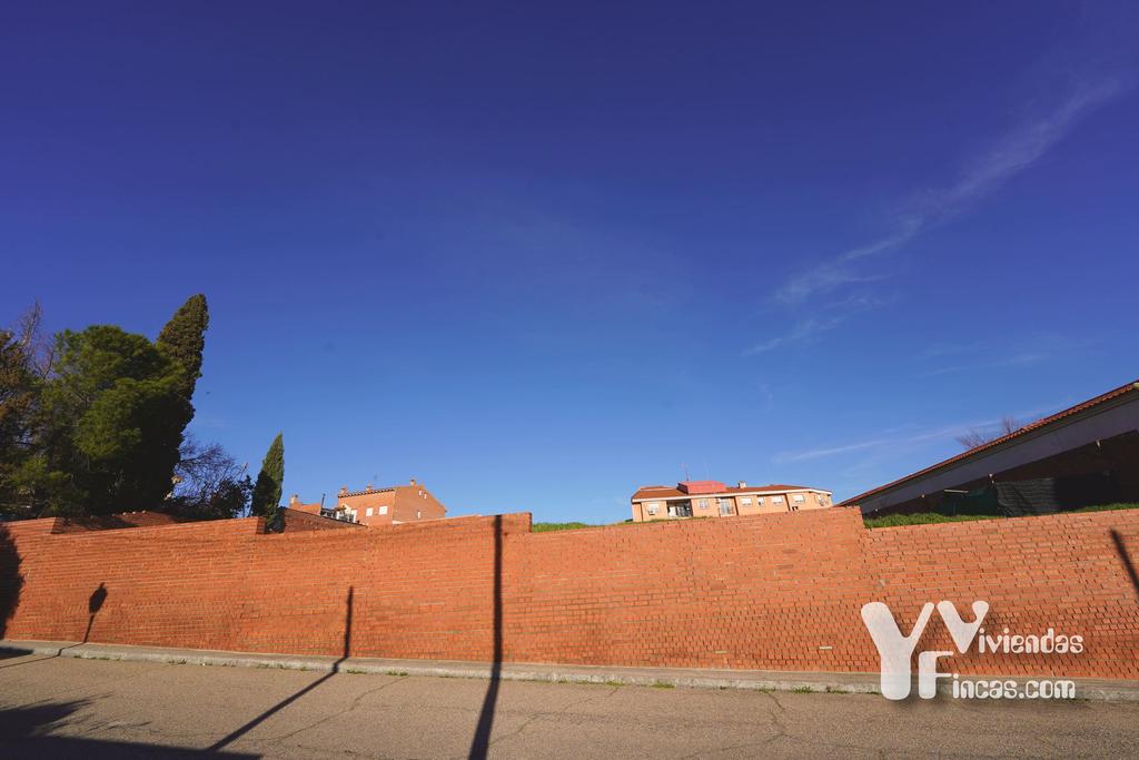 Ref.- 26002 Solar urbano en venta, Cabañas de la Sagra