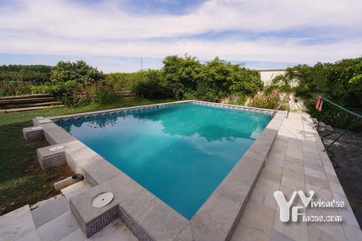 Ref.- 26021 Cortijo en venta en la Vega de Granada