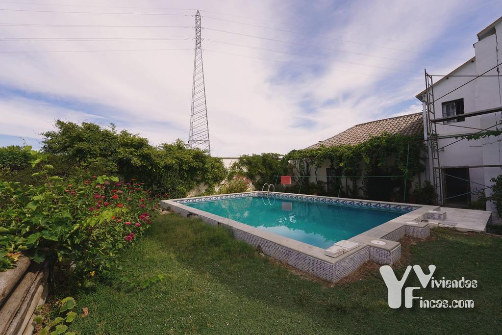 Ref.- 26021 Cortijo en venta en Camino Rao s/n, Atarfe